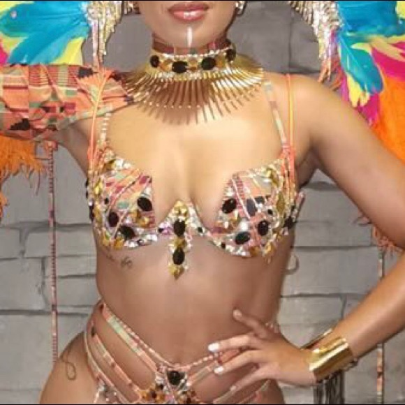 2022 carnival costume - Picture 2 of 5